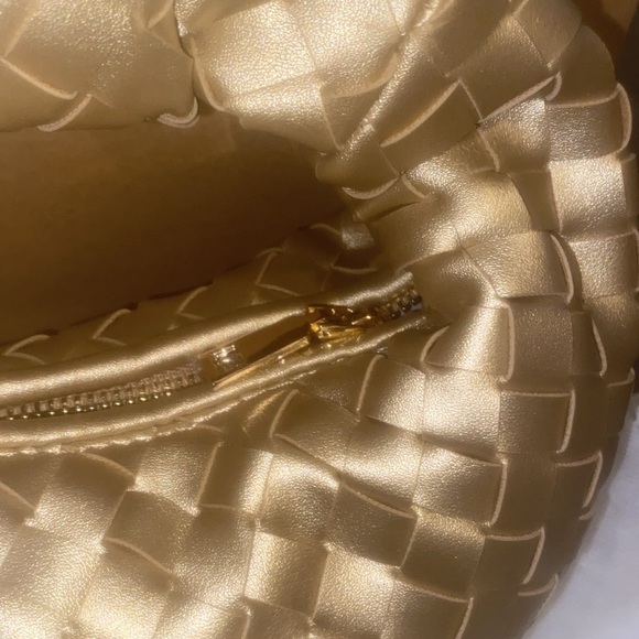 Urban Expressions Gold Tracy Woven knot clutch new with tags - Picture 6 of 8